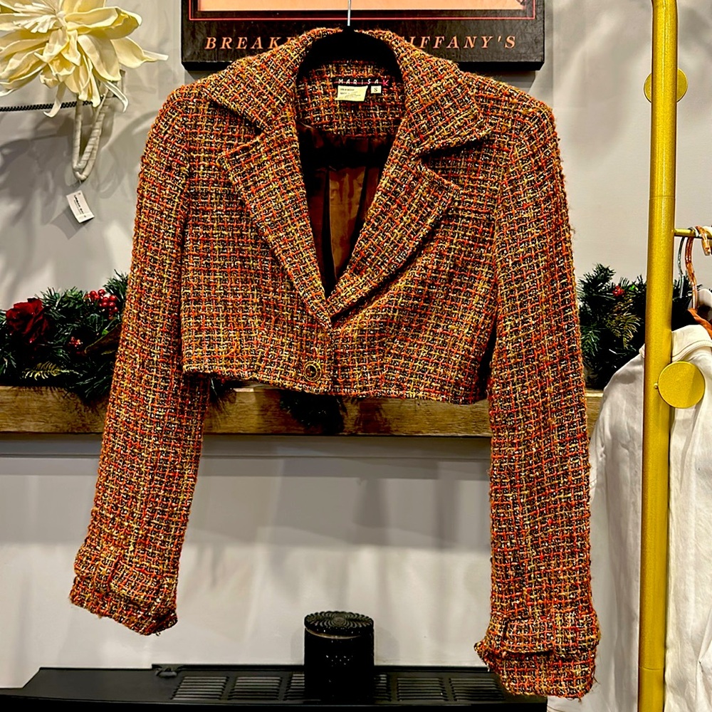 Marisa K S video 90’s crop tweed blazer in rust, taupe and burnt orange. Lined